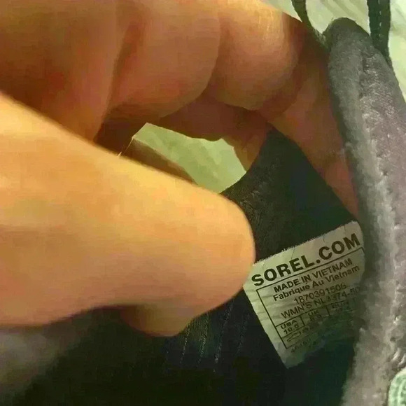 Sorel Kinetic High Top Sneaker in Plum Purple 10.5 - Picture 8 of 12